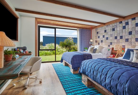 Treehouse Hotel Silicon Valley by null