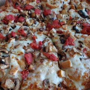 BJ's Restaurant & Brewhouse - White pizza - Pizza Near Me - Peoria, Arizona BJ's Restaurant & Brewhouse - White pizza - Pizza Near Me - Peoria, Arizona