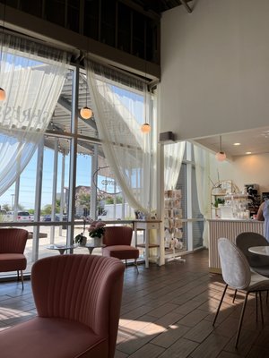 Whipped Bakery & Cafe Leander by null