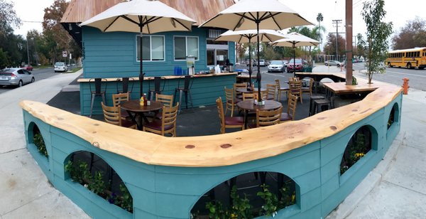 Basecamp Dinette by null