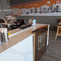 CoCo Fresh Tea & Juice - Waiting area for my drink
