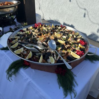 Bites & Bashes Catering - Paella - Caterers Near Me Bites & Bashes Catering - Paella - Caterers Near Me