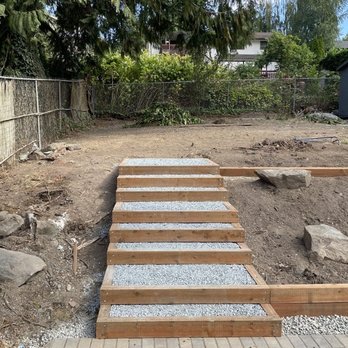 Lee's General Landscaping and Yard Clean Up - Landscaping Near Me - Seattle, Washington