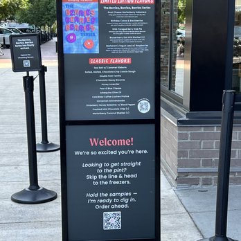 Salt & Straw - Limited edition "Berries, Berries, Berries" menu - Ice Cream & Frozen Yogurt Near Me - Lake Oswego, Oregon Salt & Straw - Limited edition "Berries, Berries, Berries" menu - Ice Cream & Frozen Yogurt Near Me - Lake Oswego, Oregon
