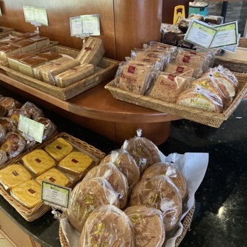 Breeze Bakery Cafe - Bakeries Near Me - Annandale, Virginia