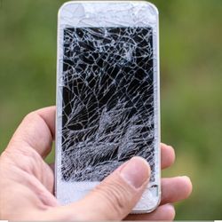 Geetech Repair and Solutions - Phone or computer repair fast and cheap price.