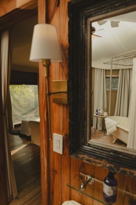 Sinya On Lone Man Creek by null