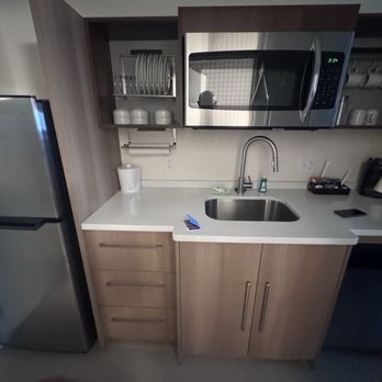 Home2 Suites by Hilton Hammond - Mini kitchen area - Hotels Near Me - Hammond, Louisiana