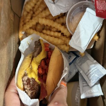 Shake Shack Wesley Chapel - Smoke ShackBurger - Burgers Near Me - Lutz, Florida Shake Shack Wesley Chapel - Smoke ShackBurger - Burgers Near Me - Lutz, Florida