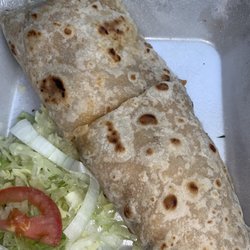 Tiny Market & Taqueria Yessy - Burritos