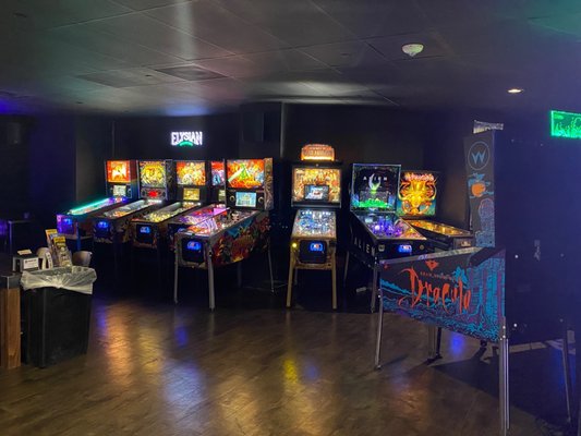 District Eat & Play by null