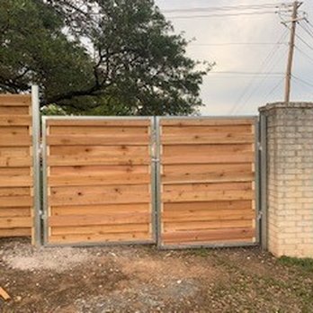 Austin Outdoor Builders - Fences & Gates Near Me