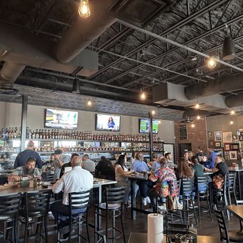 V Pizza + Sidecar - Pizza Near Me - Jacksonville, Florida