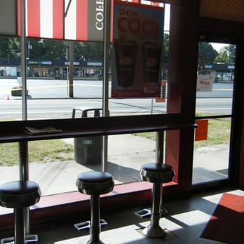 Honey Dew Donuts - a view of a coffee shop - Donuts Near Me - Lincoln, Rhode Island