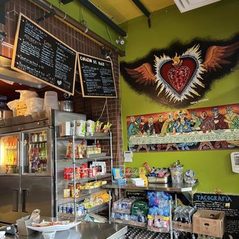 Corazon De Maiz - the interior of a restaurant - Mexican Near Me - Ottawa, Ontario Corazon De Maiz - the interior of a restaurant - Mexican Near Me - Ottawa, Ontario