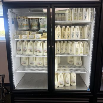 RAW FARM - Milk, cream, cheese, and Kefir - Specialty Food Near Me - Fresno, California RAW FARM - Milk, cream, cheese, and Kefir - Specialty Food Near Me - Fresno, California