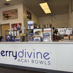 Berry Divine Acai Bowls - Front