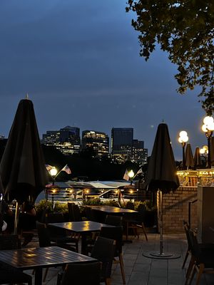 Sequoia DC by null