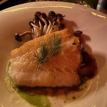 EVELYN - Lounges Near Me - Dallas, Texas