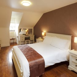 Muskerry Arms - Double room at Muskerry Arms B&B, Blarney, Co. Cork, Ireland