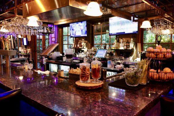 Bobby-Q BBQ Restaurant and Steakhouse by null