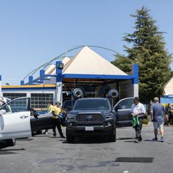 Ducky's Car Wash