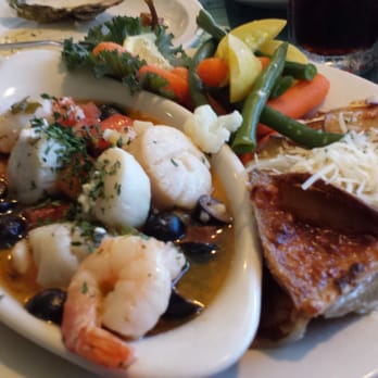 Tognazzini's Dockside - Shrimp & Scallop Saute - Seafood Near Me - Morro Bay, California