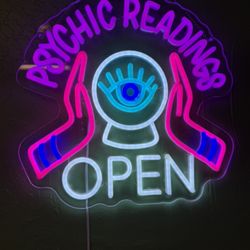 Mystical Headquarters - Psychic readings with Caroline