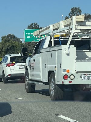 DePinho Roofing Logo