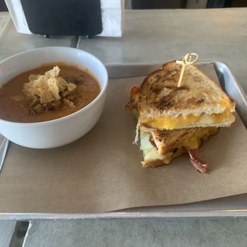 Grnd Sqrl - "East end grilled cheese" and tomato soup or bisque... not exactly sure of the difference and I beg the Chef's forgiveness. - Gastropubs Near Me - Twentynine Palms, California Grnd Sqrl - "East end grilled cheese" and tomato soup or bisque... not exactly sure of the difference and I beg the Chef's forgiveness. - Gastropubs Near Me - Twentynine Palms, California