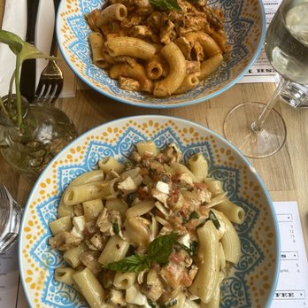 Cafe Luce - Rigatoni Alla Caprese and Rigatoni Alla Vodka! With a glass of Prosecco (Brut 2020) - Italian Near Me - Manhattan, New York