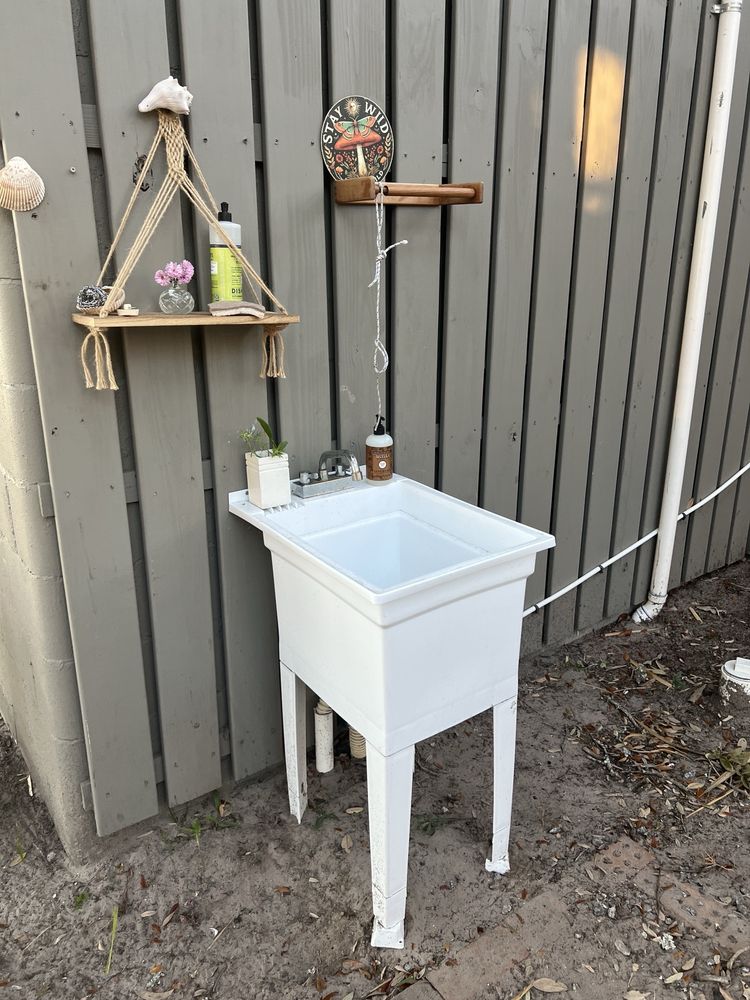 Coastal Expeditions Beaufort Logo