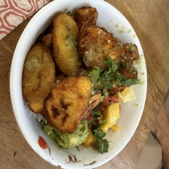Fresh Cafe - Miami Bowl - Breakfast & Brunch Near Me - Escondido, California