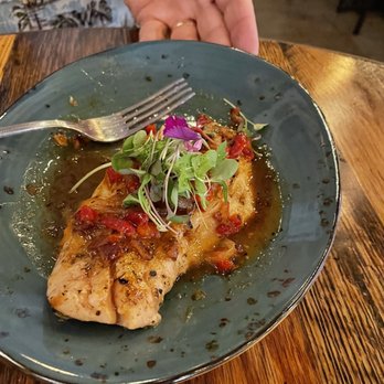 Charred Oak Grill - Red snapper - New American Near Me - Somerset, Kentucky
