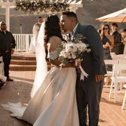 Tommy Austin Florist - She said yes