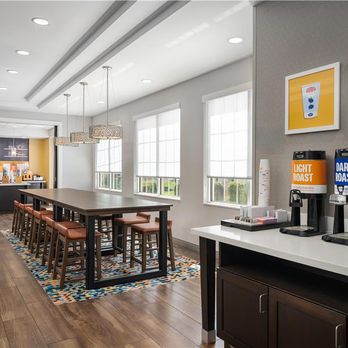 Hampton Inn Pawtucket - Breakfast Area - Hotels Near Me - Pawtucket, Rhode Island Hampton Inn Pawtucket - Breakfast Area - Hotels Near Me - Pawtucket, Rhode Island