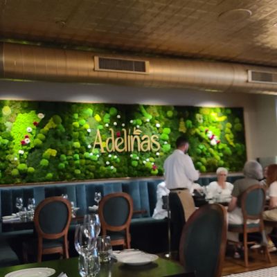 Adelinas Restaurant & Bar by null
