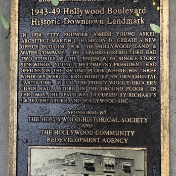 Mayor Peter Bober Centennial Park - Plaque explaining how the Hollywood Land and Water Company used to sit on the site of the park. - Playgrounds Near Me - Hollywood, Florida Mayor Peter Bober Centennial Park - Plaque explaining how the Hollywood Land and Water Company used to sit on the site of the park. - Playgrounds Near Me - Hollywood, Florida
