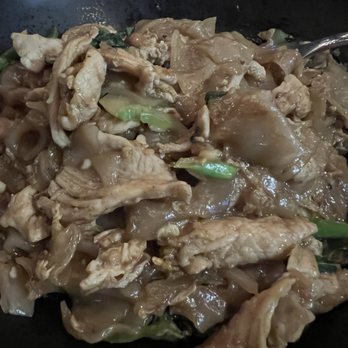 Up Thai - Chicken Pad Se-Ew - Thai Near Me - New York, New York
