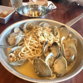 Carmelina's - Spaghetti with Little Neck Clams - Italian Near Me - Boston, Massachusetts