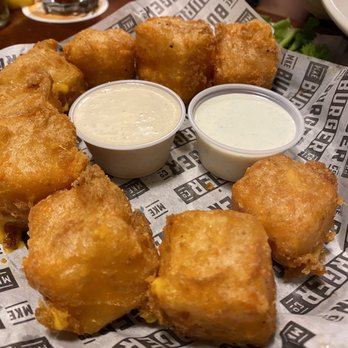 Milwaukee Burger Company - Classic Curds - Burgers Near Me - Franklin, Wisconsin Milwaukee Burger Company - Classic Curds - Burgers Near Me - Franklin, Wisconsin