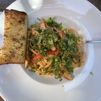 Paesanos - Fettuccine Arrostriti - Italian Near Me - Davis, California