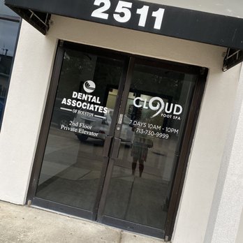 Cloud 9 Foot Spa - Entrance - the parking lot is in the back. - Reflexology Near Me - Houston, Texas Cloud 9 Foot Spa - Entrance - the parking lot is in the back. - Reflexology Near Me - Houston, Texas