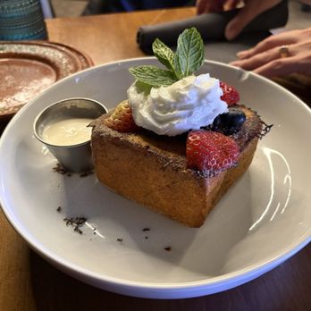 Besame Mucho - Aroma French Toast - Breakfast & Brunch Near Me - Santa Rosa, California