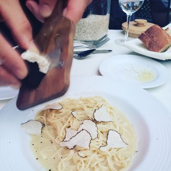 Lusardi's - Italian Near Me - New York, New York