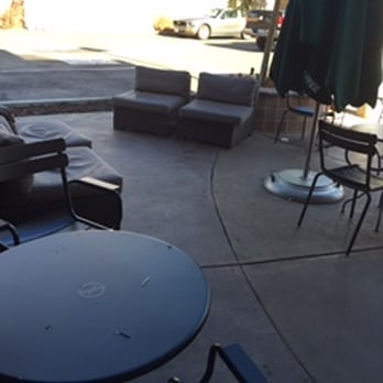 Starbucks - Outdoor patio - Coffee & Tea Near Me - San Diego, California