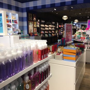 Bath & Body Works - Yummy scents - Cosmetics & Beauty Supply Near Me - Carlsbad, California Bath & Body Works - Yummy scents - Cosmetics & Beauty Supply Near Me - Carlsbad, California