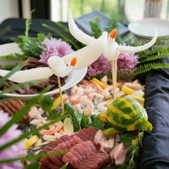 Elegant Catering Hawaii - Sashimi bar. - Caterers Near Me - Honolulu, Hawaii Elegant Catering Hawaii - Sashimi bar. - Caterers Near Me - Honolulu, Hawaii