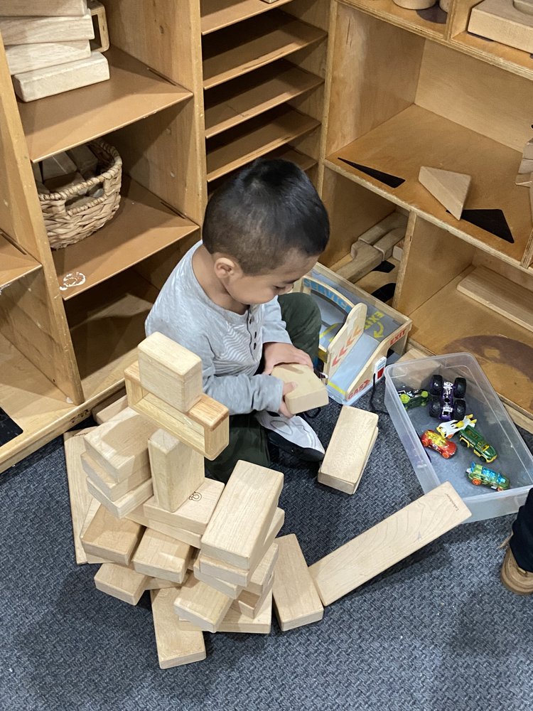 Young Risers Daycare - childcare center in Brooklyn, NY