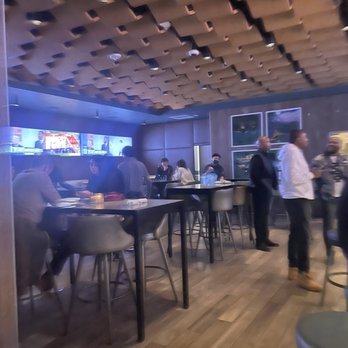 Moxies - Downstairs - Cocktail Bars Near Me - Houston, Texas
